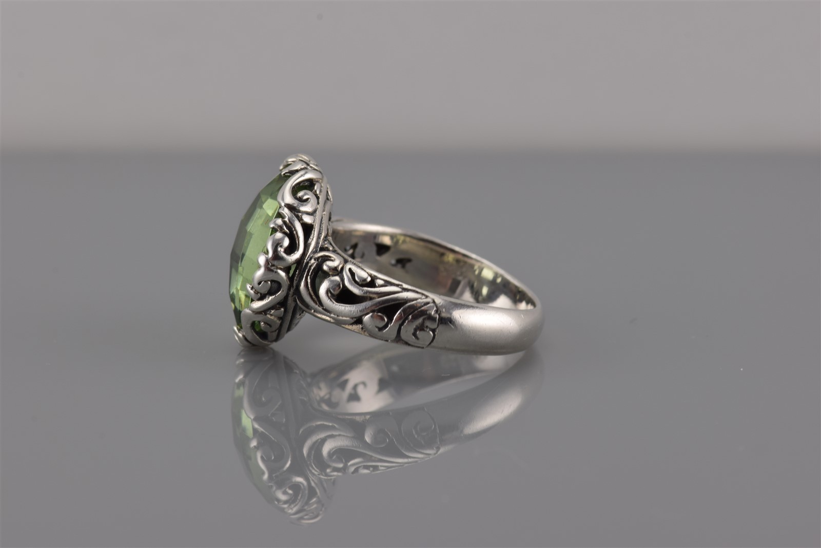 Sterling Silver Briolette Cut Green Cubic Zirconia Carved Band Ring 925 Sz: 6