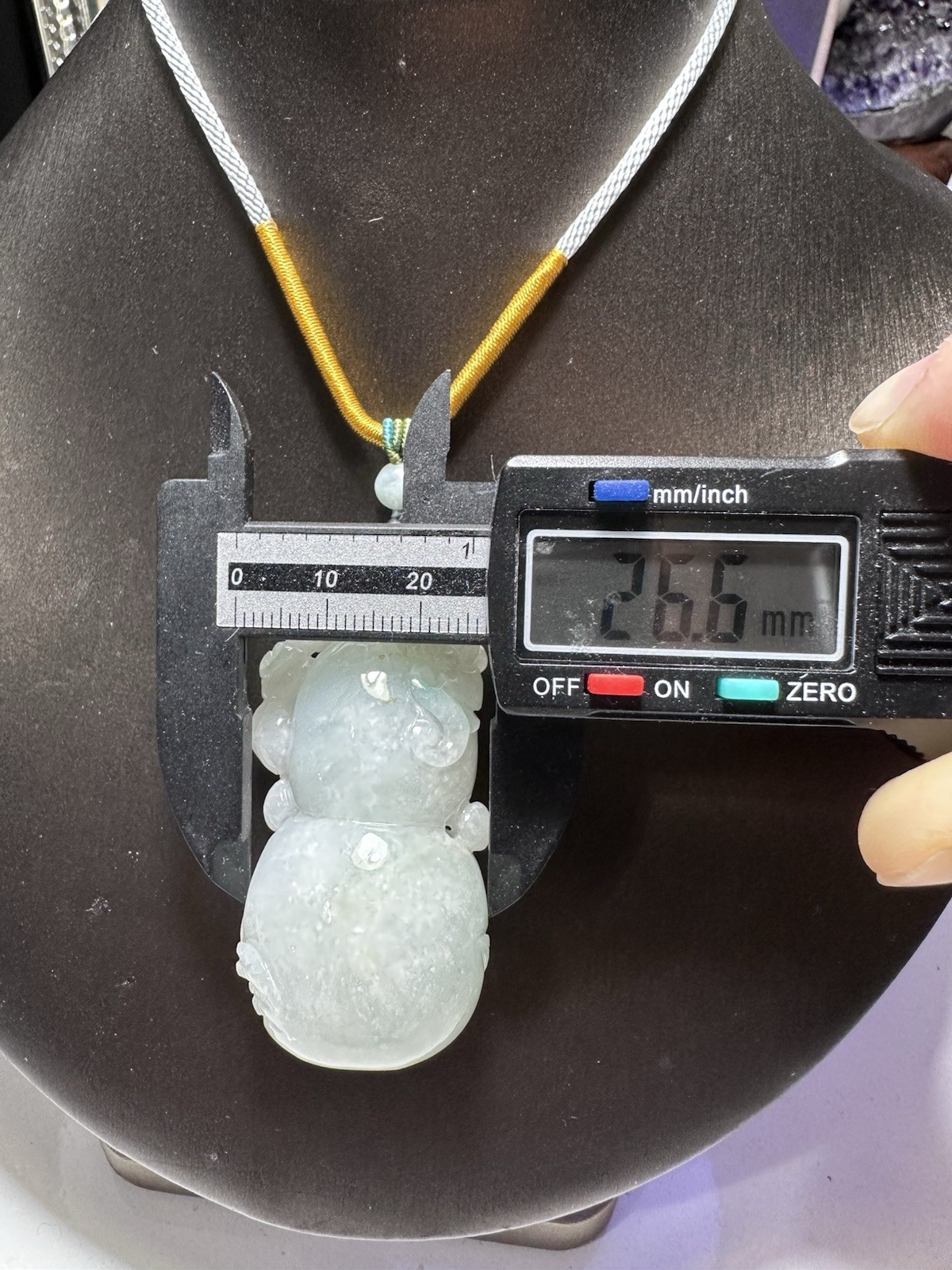 100% Natural Jadeite Jade Hand Carved gourd Pendant天然缅甸翡翠 A 货 葫芦吊坠