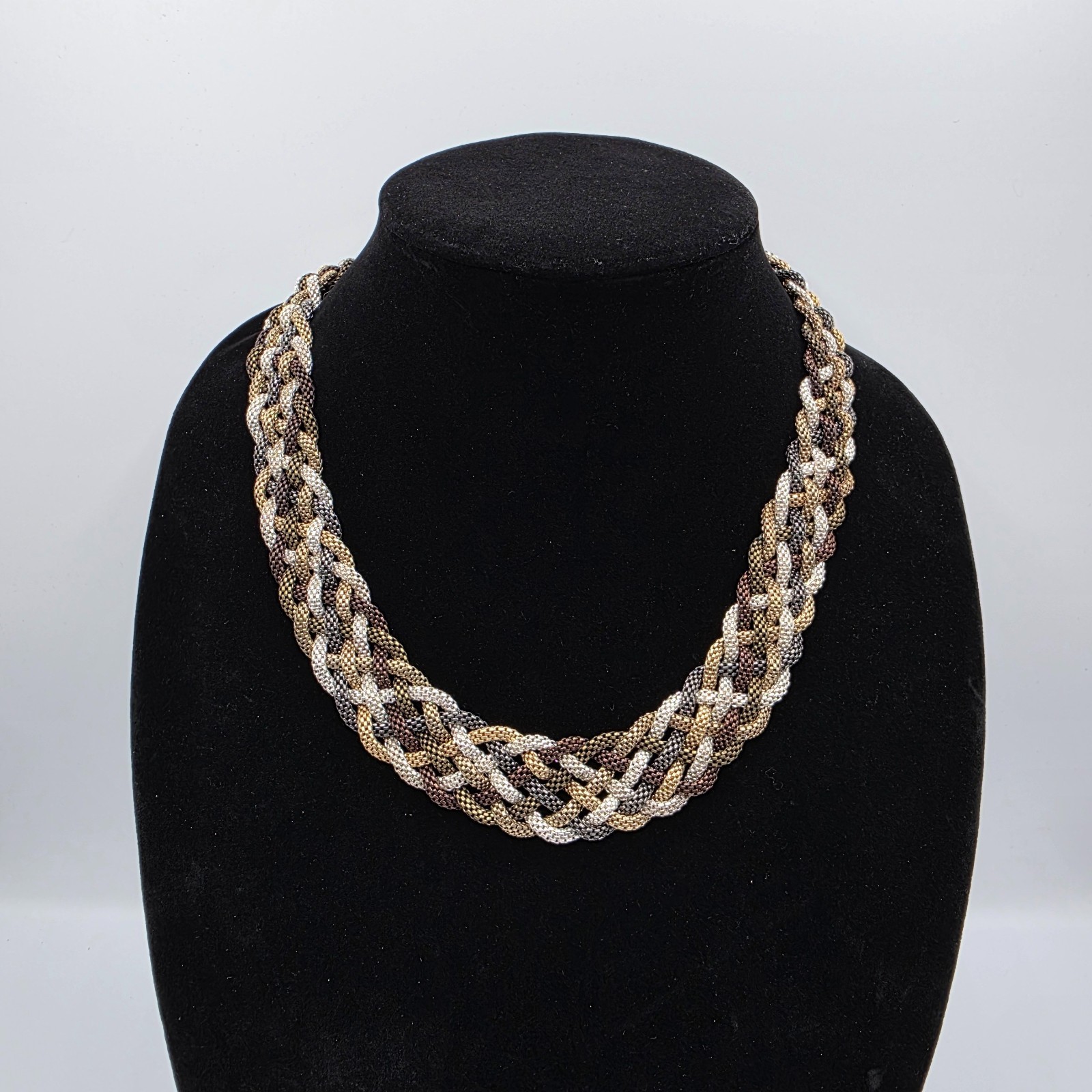 Bill Blass Womens Gold Tone Tri Color Braided Necklace Expandable Clasp 22″