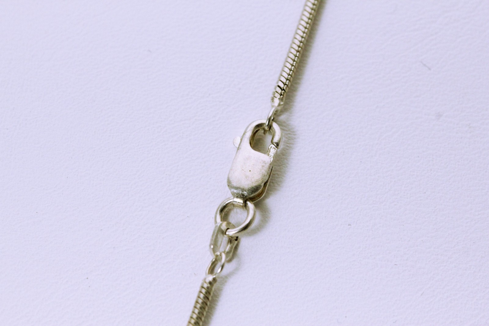 925 Sterling Silver CZ Heart Pendant on a 16″ Serpentine Chain 9.1g (NEC1009)