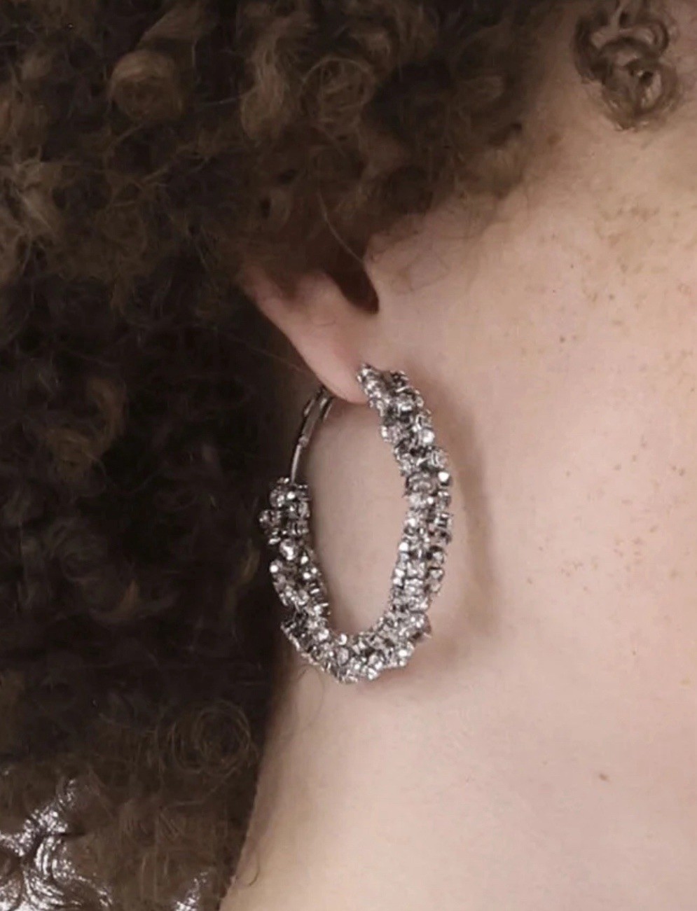 NIP No Boundaries Women’s Silver-Tone Rhinestone Detail Lever Back Hoop Earrings