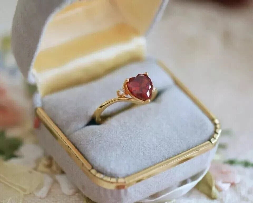 1Ct Heart Cut Simulated Red Garnet Women’s Wedding Ring 14k Yellow Gold Plated