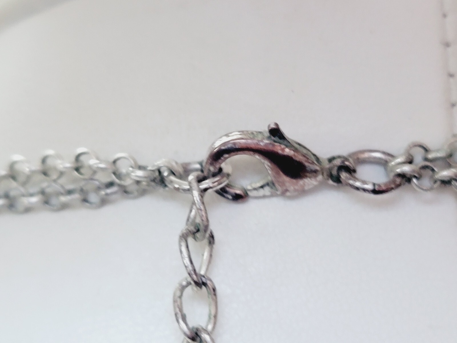 Alfani Glass Faceted Bezel Stones Mixed Shapes Silver Tone Chain Necklace 38″ L