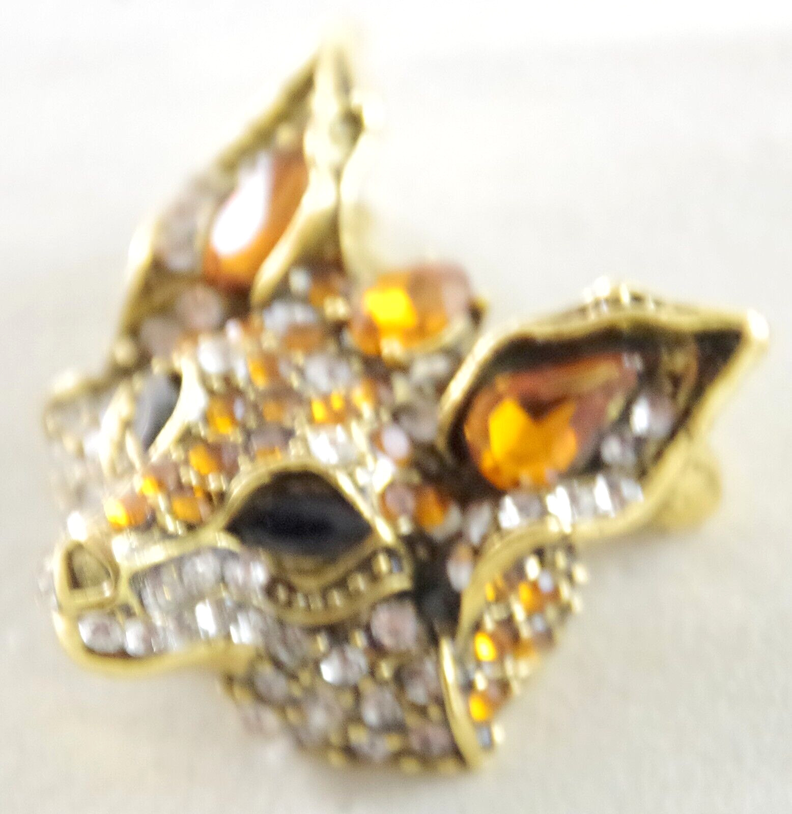 MINI 1 1/8″ NWOT DESIGNER STYLE DIMENSIONAL CRYSTAL RHINESTONE FOX HEAD BROOCH