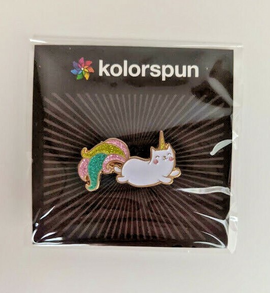 kolorspun Unicat Enamel Pin