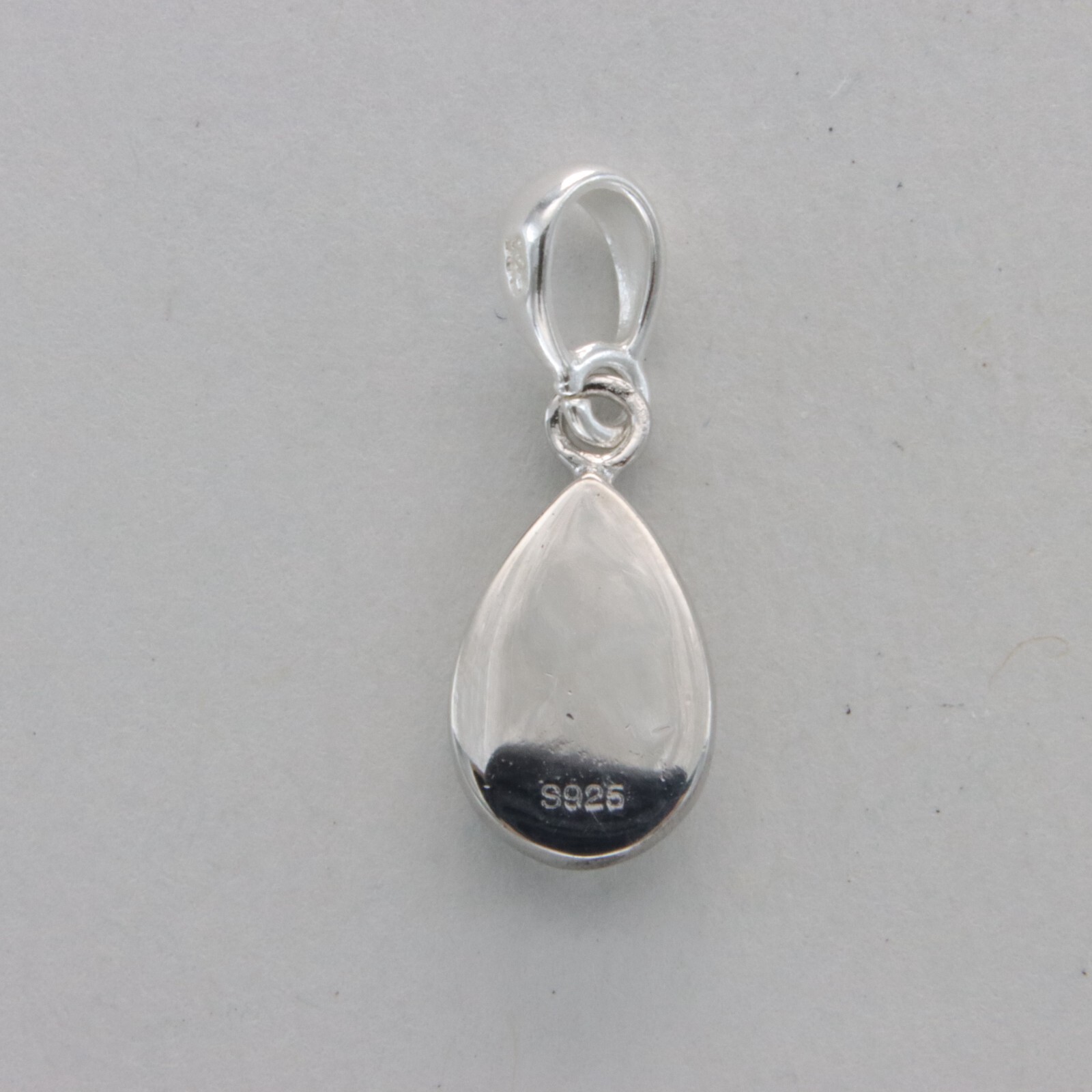 Green FIRE OPAL Drop / Pear Pendant – 925 STERLING SILVER – Rhodium #38e
