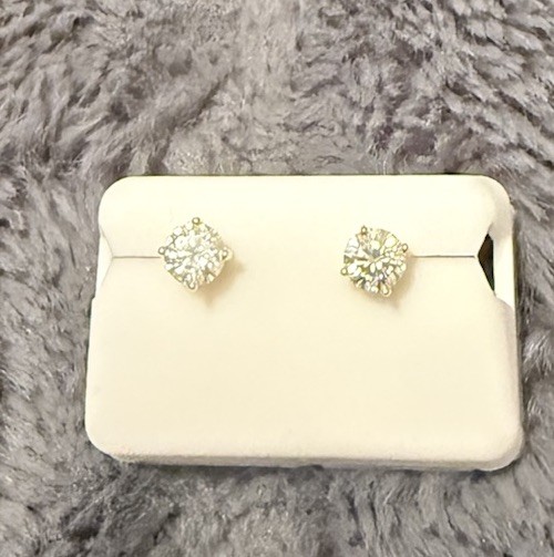 925 Sterling Silver small Moissanite diamond 1.00 CTW stud screw back.