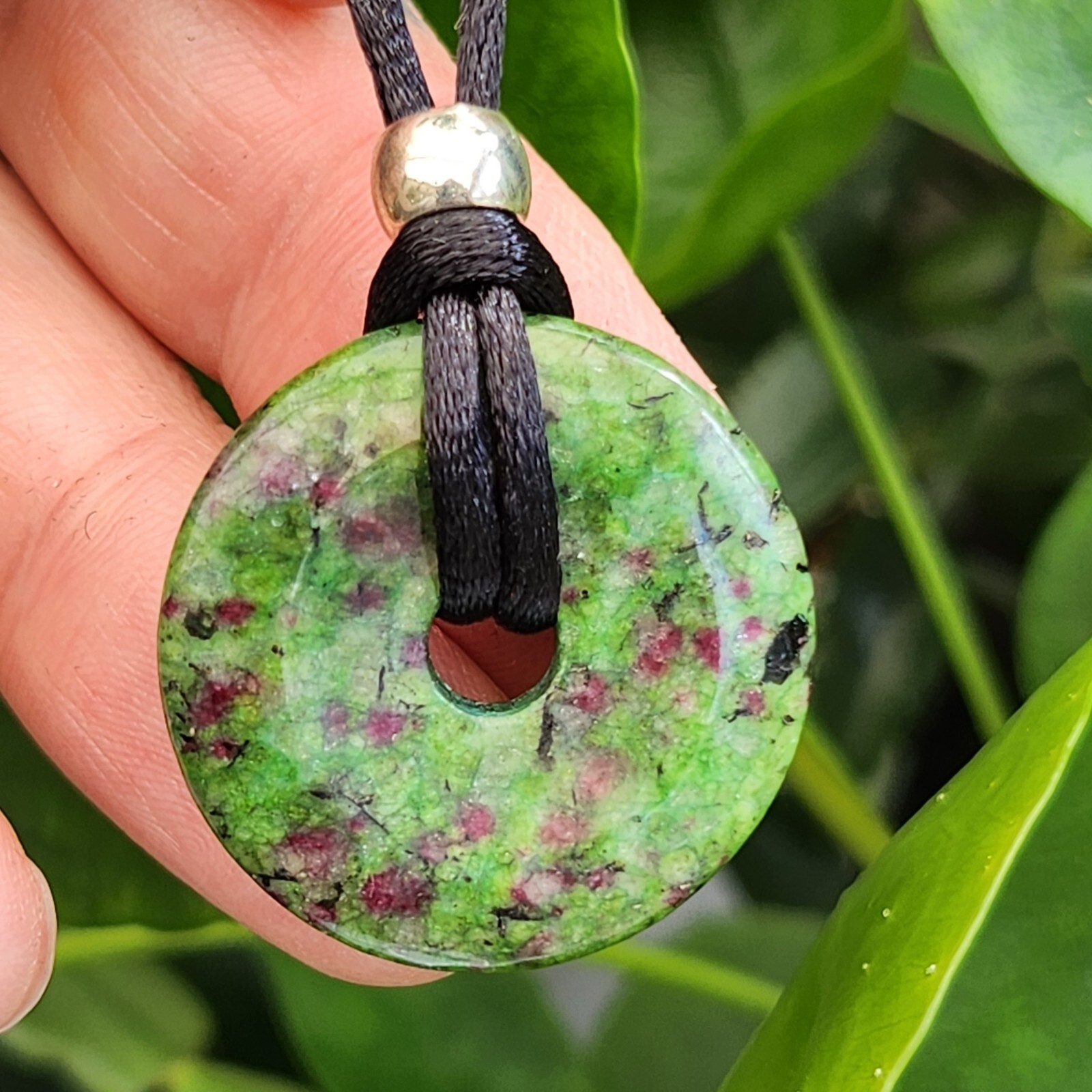Anyolite Ruby Zoisite Donut Pendant 30mm Beaded Cord New Bohemia Necklace & Bag