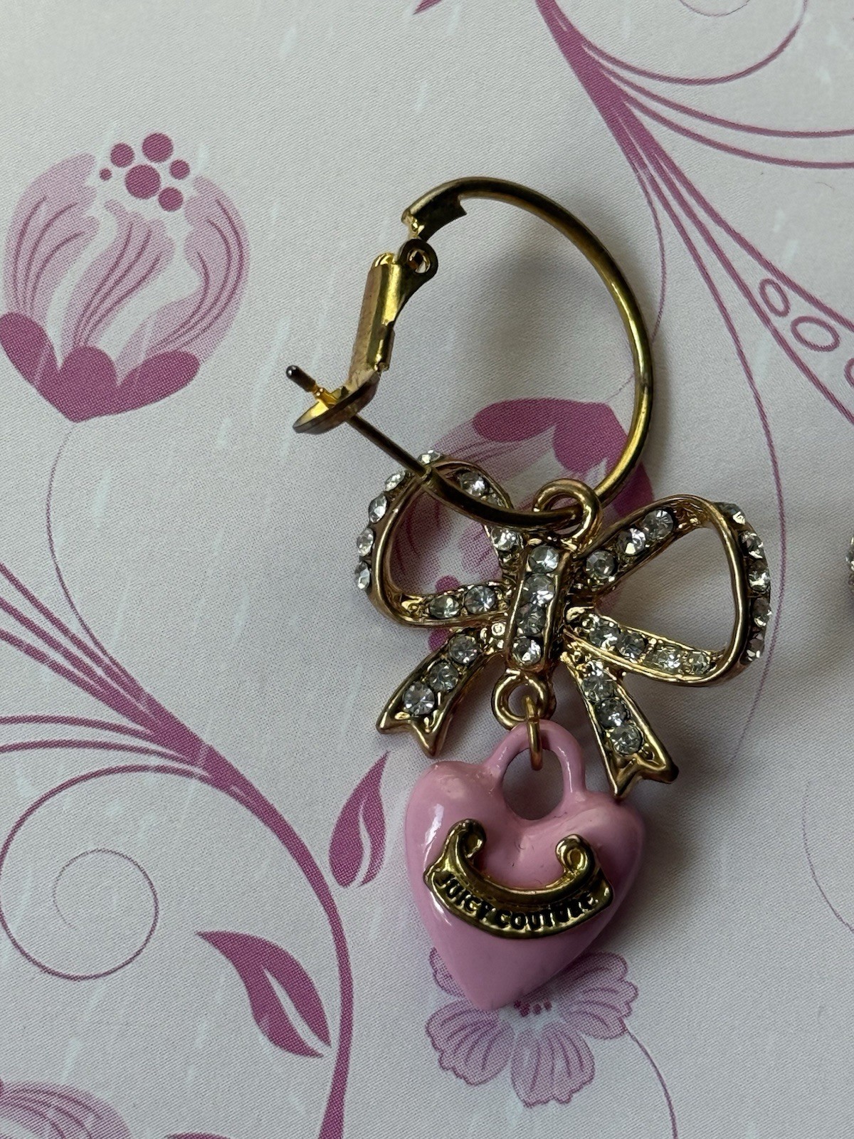 Rare Hard To Find Vintage Juicy Couture Pave Bow And Pink Heart Earrings