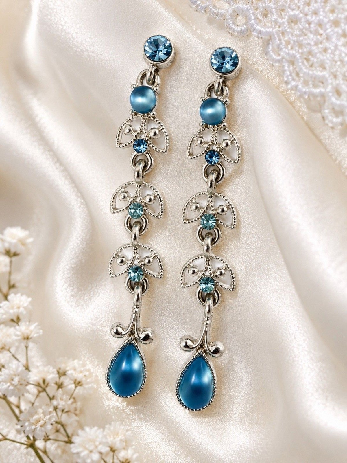 Vintage Blue Crystal Dangle Earrings Silver Tone Filigree Tiered Drop Victorian