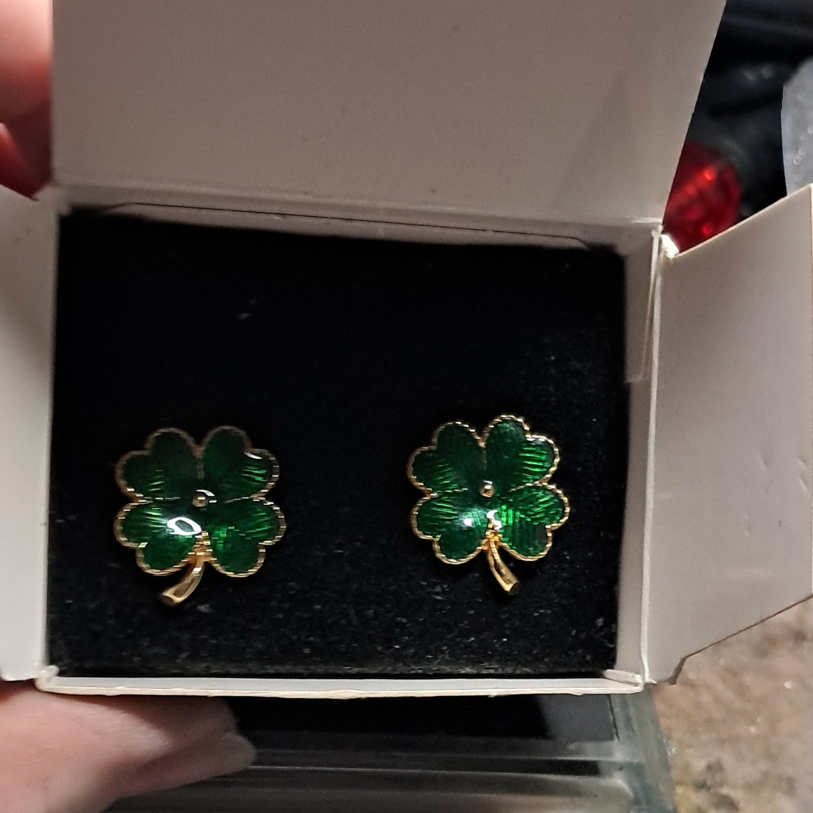 Avon Lucky Clover Green Enamel Gold Tone Stud Earrings Butterfly Back Pierced