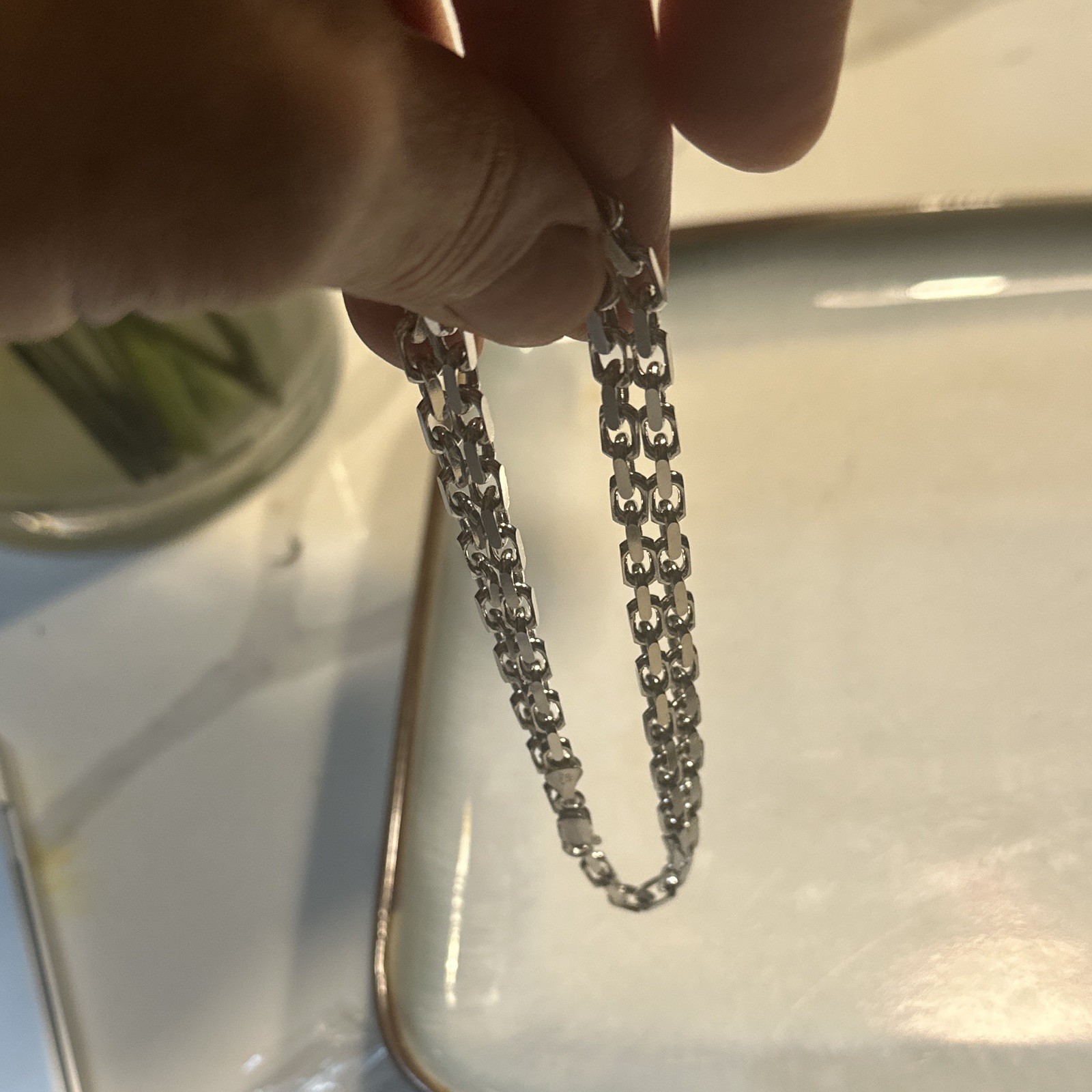 Sterling silver 22 inc cable ChainLink Necklace, No Stone, Lobster Clasp Closure