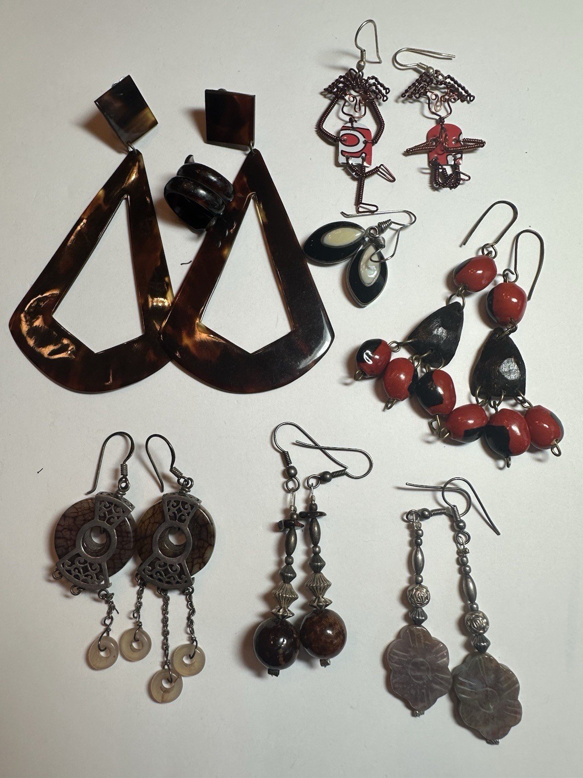 LOT 7 Pair Earrings / Faux Tortoise + Matching Ring, Enamel, Carved Stone, Seeds