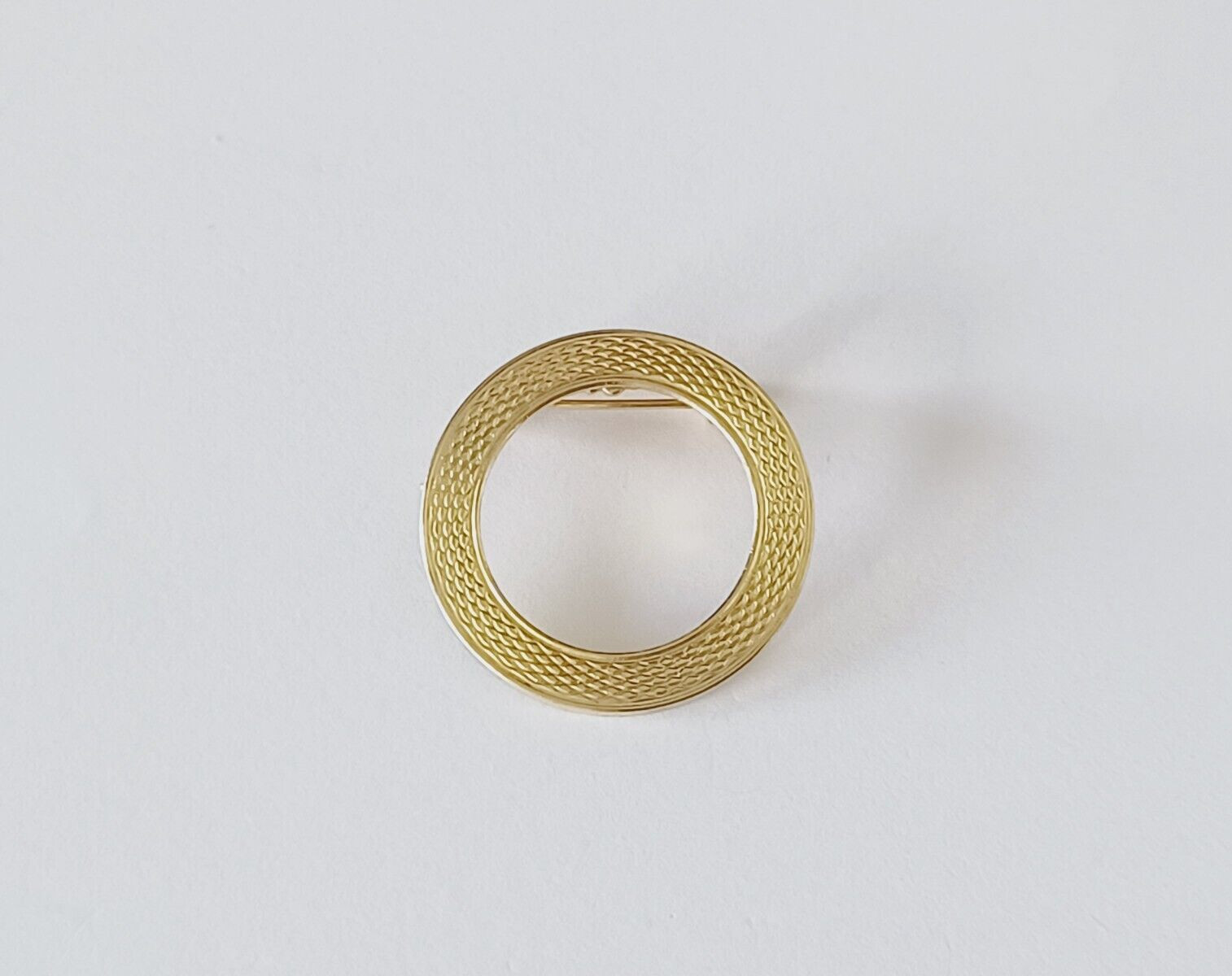 Gold Tone Diamond Detailed Open Circle Brooch