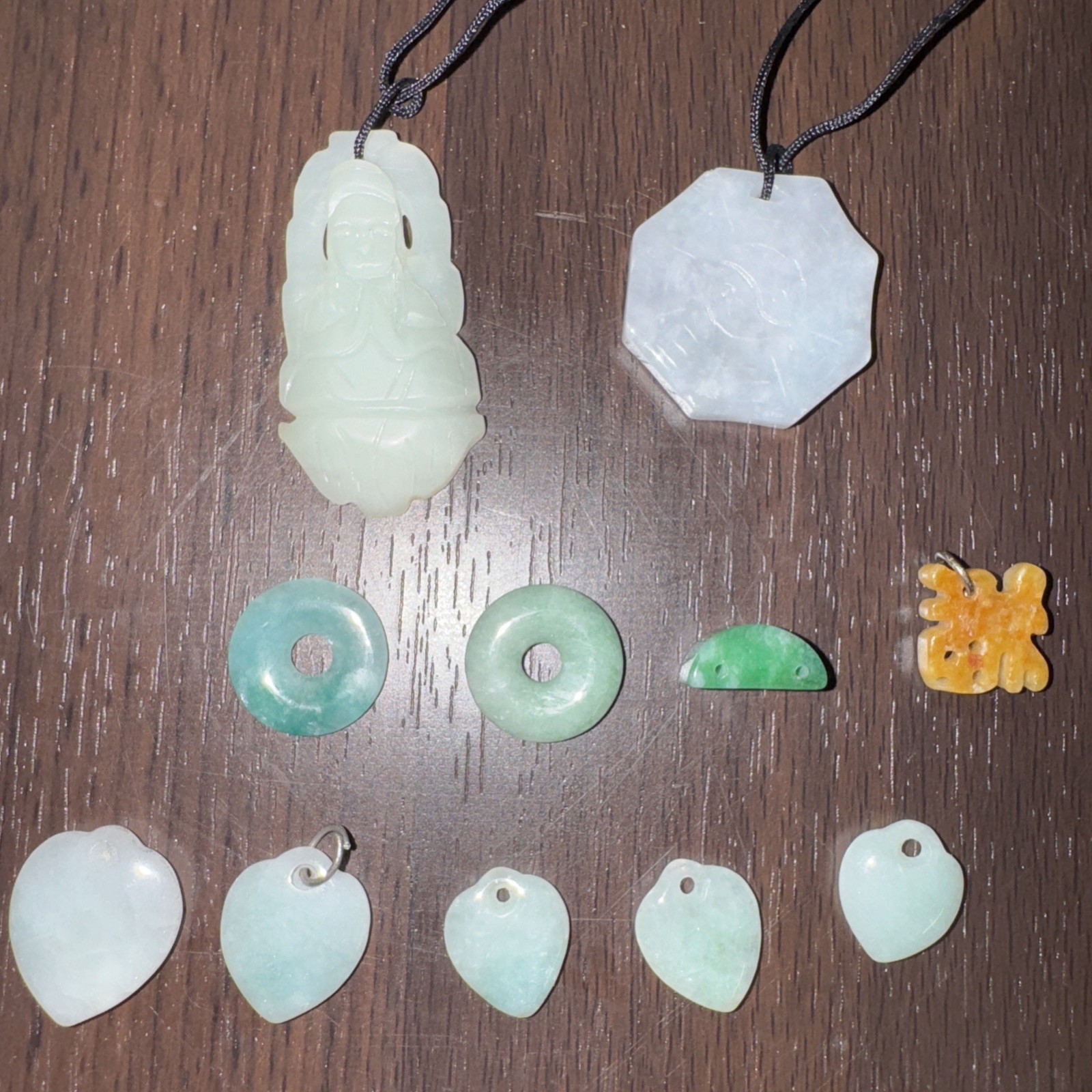 11pc Emerald Green Jadeite Jade pendant donut heart imported from Asia as-is