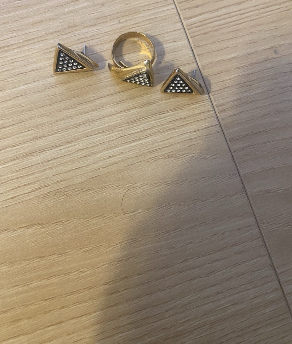 Vintage Emmons Caroline Gold-Tone Jewelry Earrings and ring size 6