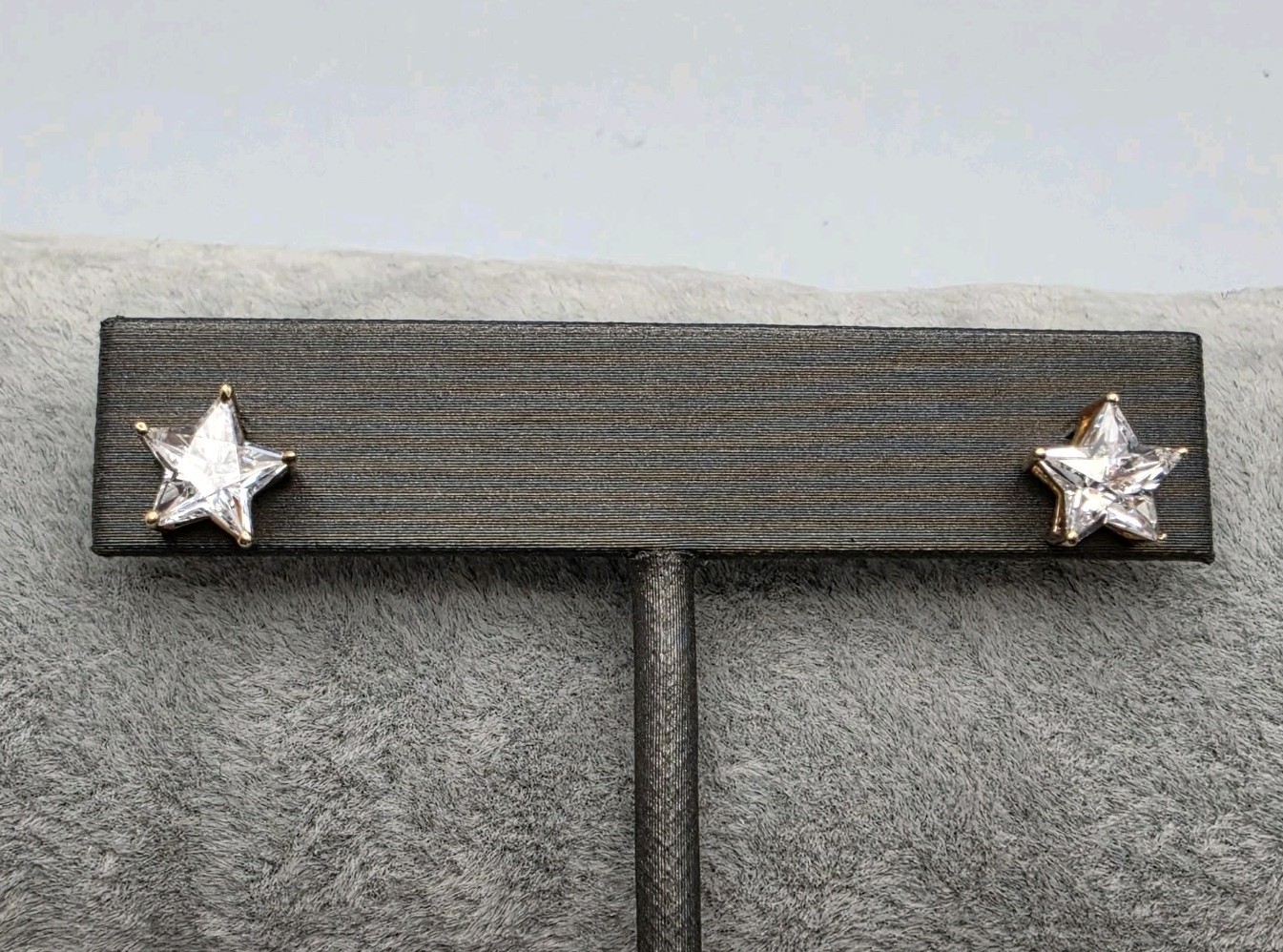 Star Shaped Cubic Zirconia Stud Earrings Diamonique DQ 14Kt Yellow Gold 1.74g