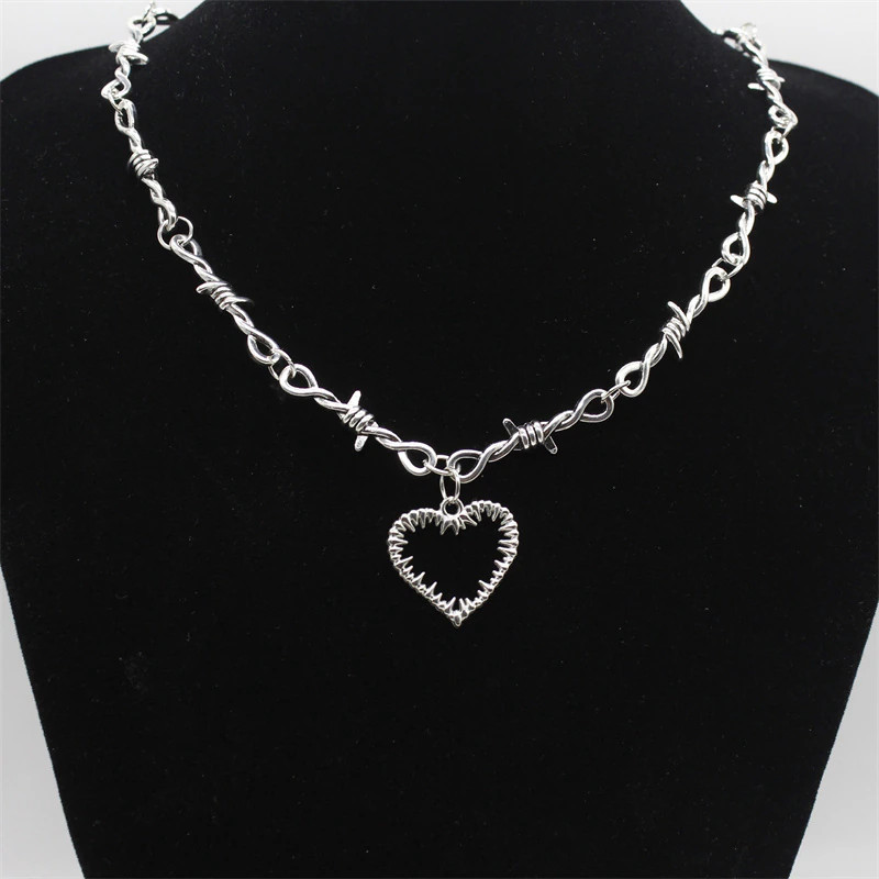 Heart Pendant Barbed Wired Choker Necklace 97-3