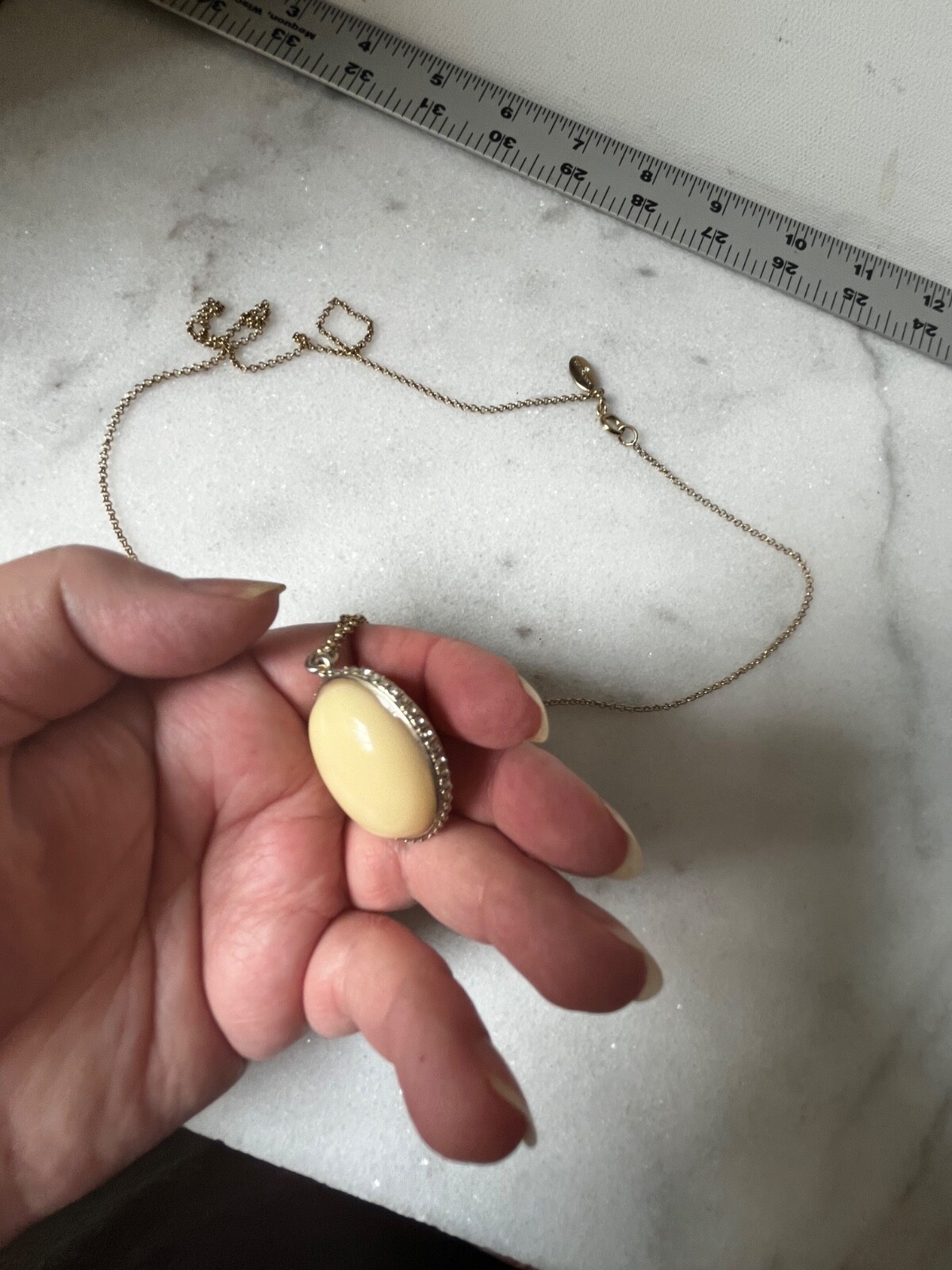Beautiful Ann Taylor Cabochon Necklace 34”…