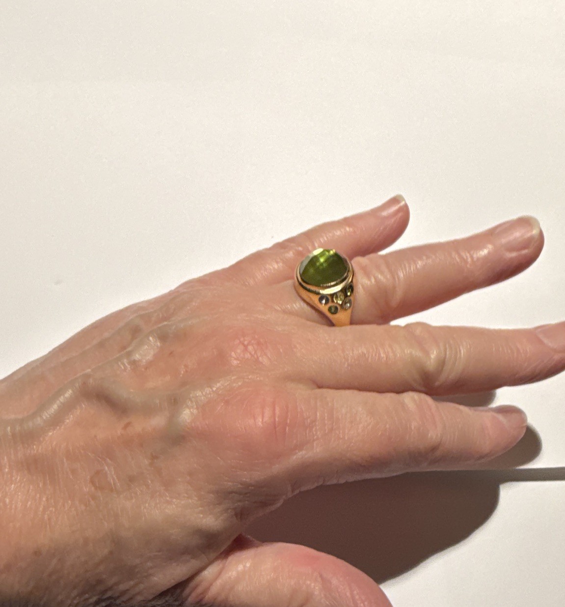 Julie Vos Rainbow Gold Tone Statement Ring Size 7 Green Iridescent Crystal