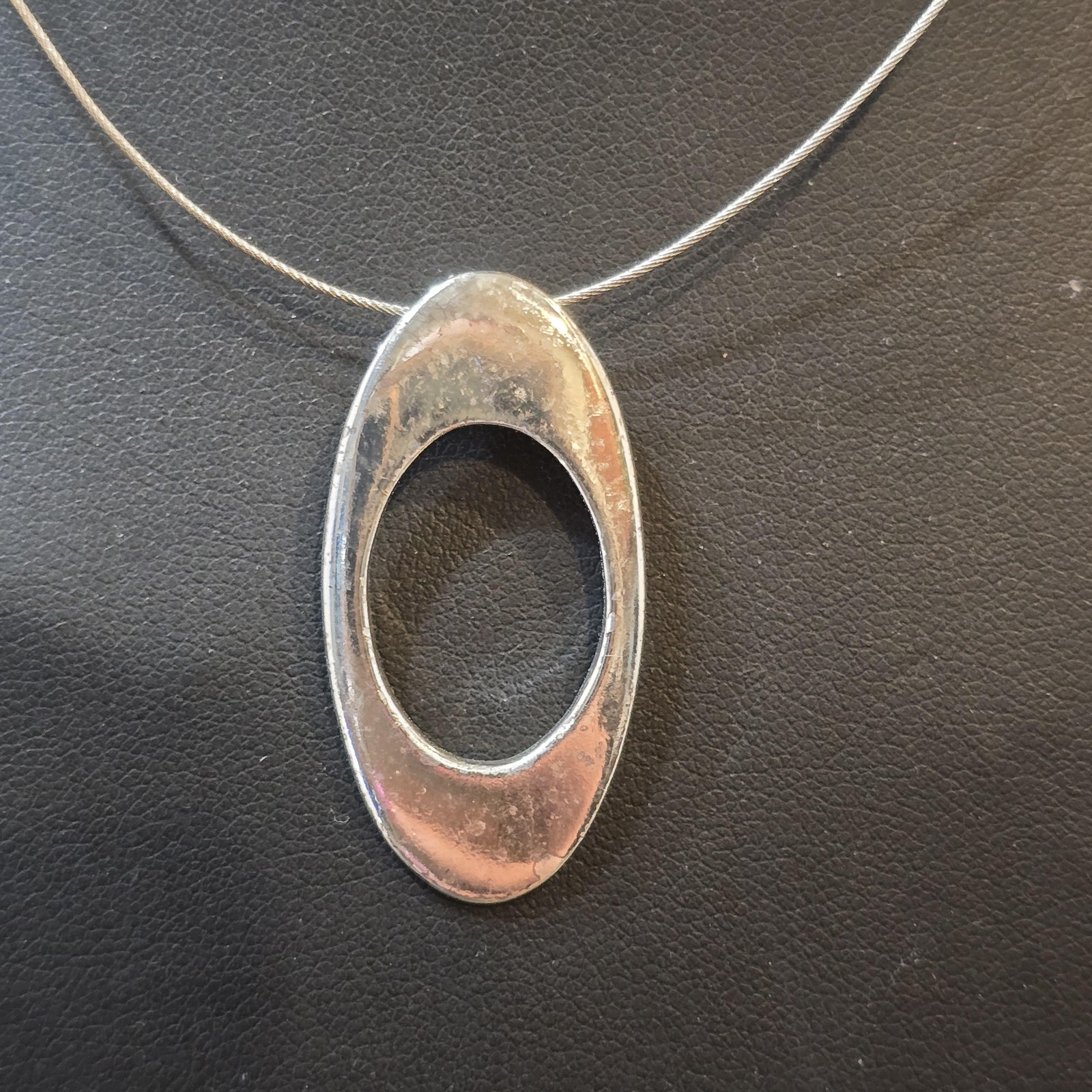 Silver Tone Oval Pendant Necklace Womens NY Chain Lobster Clasp Modern Jewelry