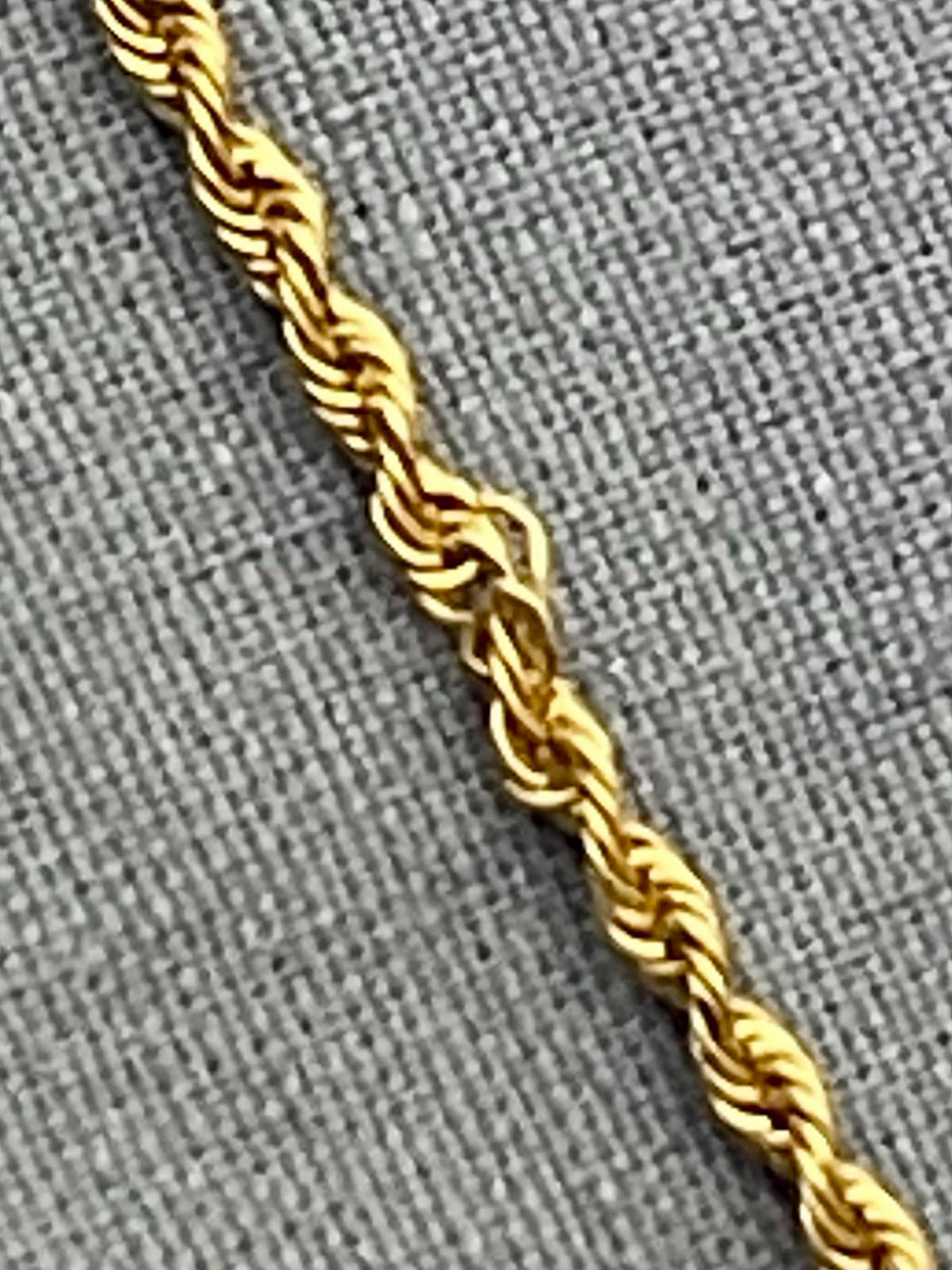14K Yellow Gold Rope Link Chain Necklace 18″ Pre-owned 2.4 grams