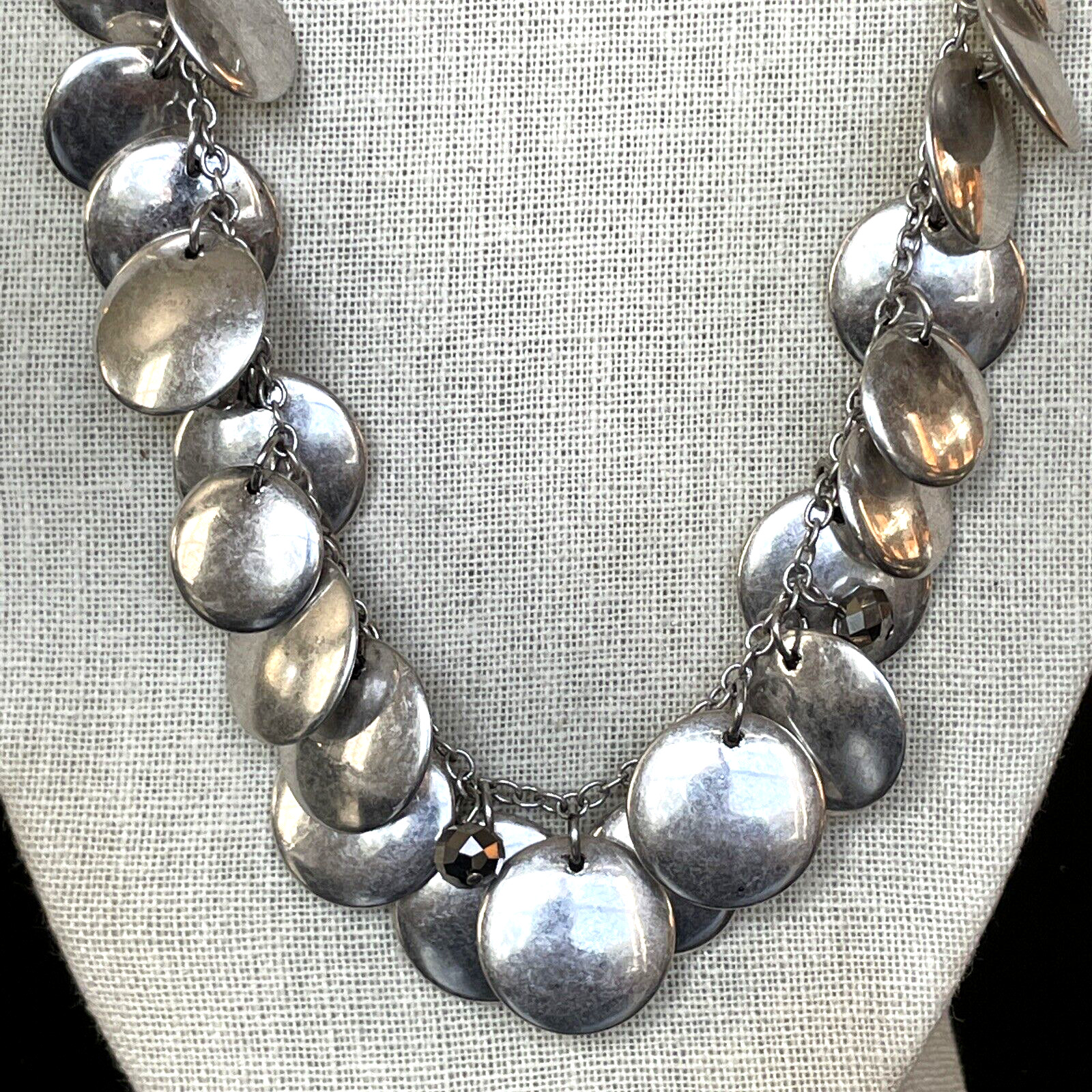Joan Rivers 34″ Metal Disc and Glass Bead Chain Necklace – Silver Color – NWT