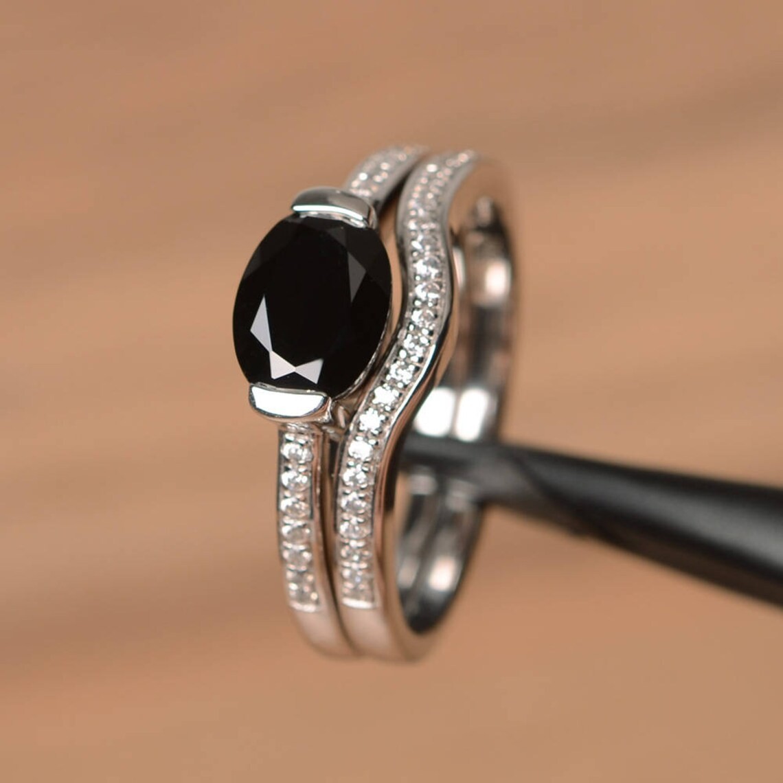 2CT Black Spinel Oval Gemstone 925 Silver Plated Stack Ring Duty Free