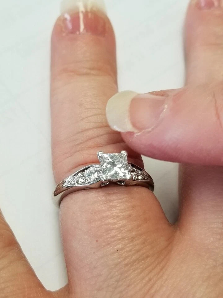 2 Ct Princess Simulated Diamond Women Wedding Band Ring 14K White Gold Plated