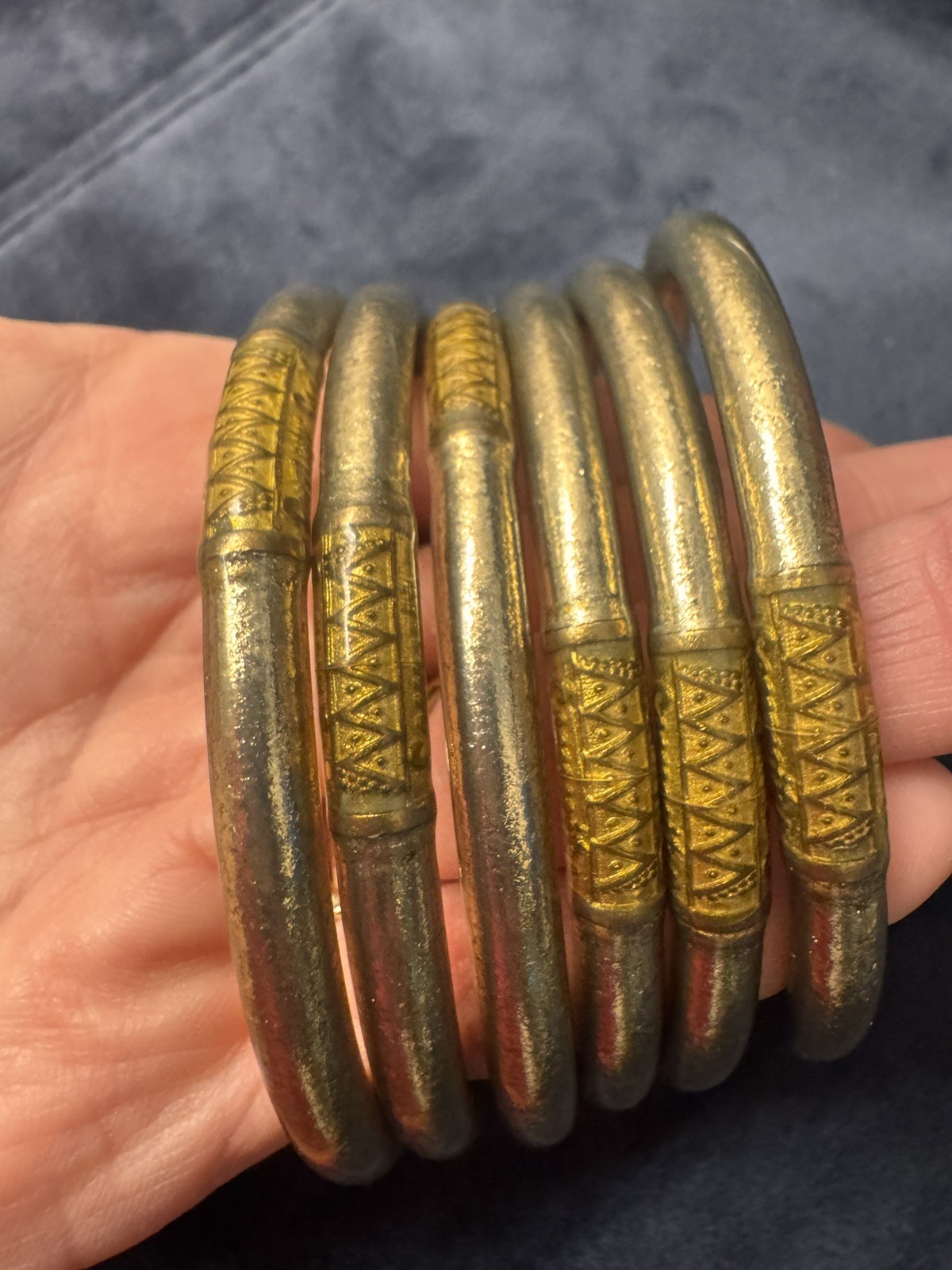 ✨Budha Girl Etoile bangles set of 6 All Weather Bands -Size medium✨