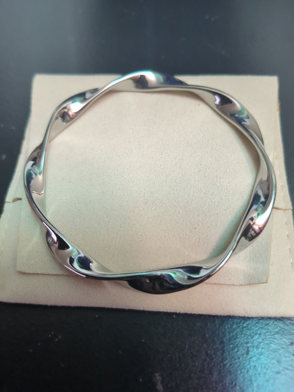 Muslim Silver Ripple 7in Bangle Nominal Jewelry