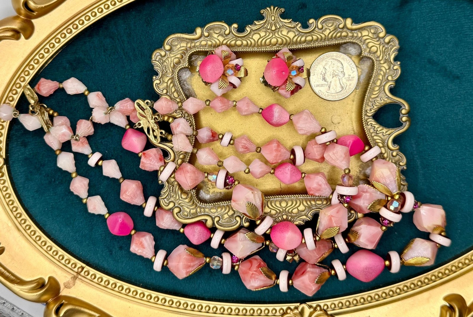 Deauville Pink Lucite Necklace Set – 1950s Mid Century Demi Parure, UV Reactive