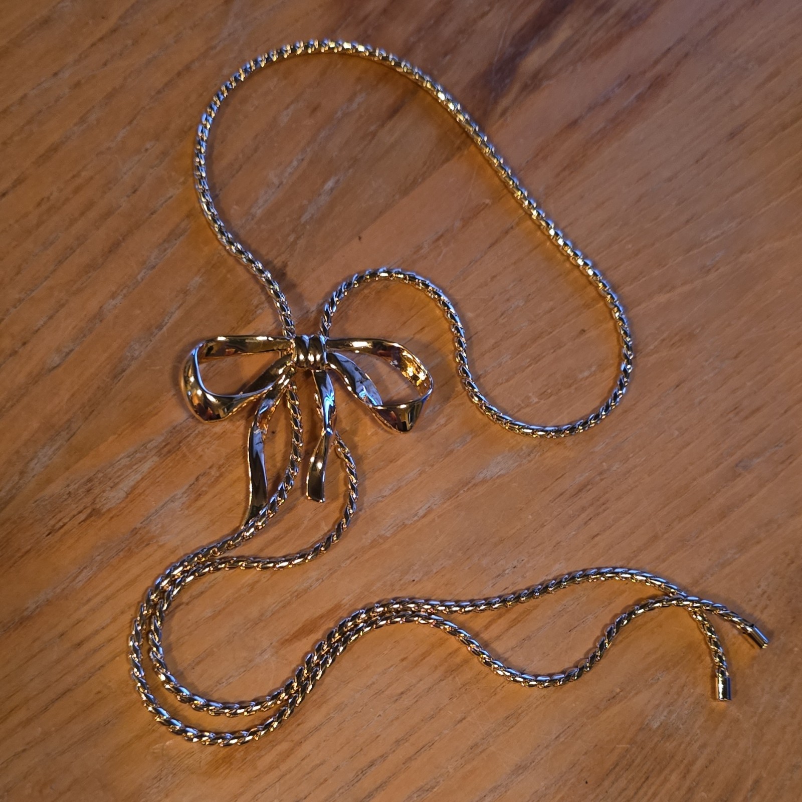 Ettika Bow Organica Bolo Necklace