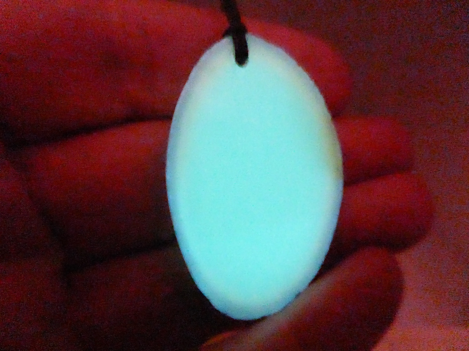 Phosphorescent Glow In The Dark Ye Ming Zhu Yeh Ming Ju Raw Slice Pendant 1 Pc