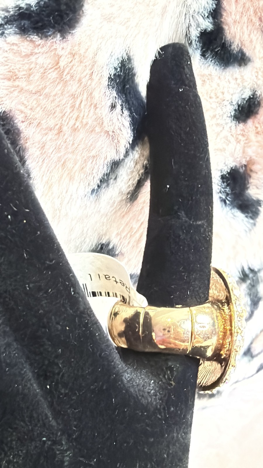 Gold Tone Statement Cocktail Ring Black Heart Stone Crystal Rhinestone Halo