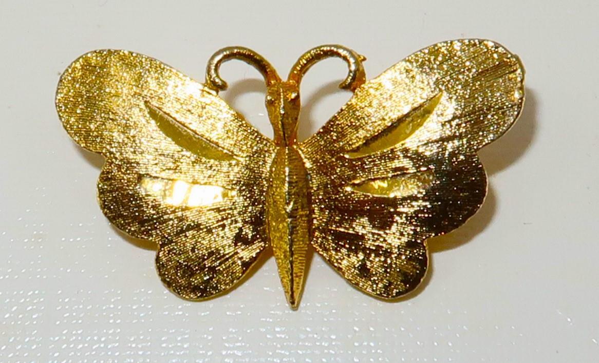 Vintage Manselle Gold Tone Butterfly Pin or Brooch, 3/4″ x 1 3/8″