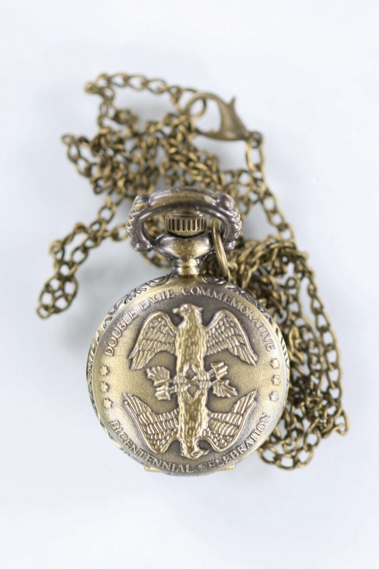 Pendant Women Watch Gold Stainless Steel Battery White Eagle Crest Chain Quartz