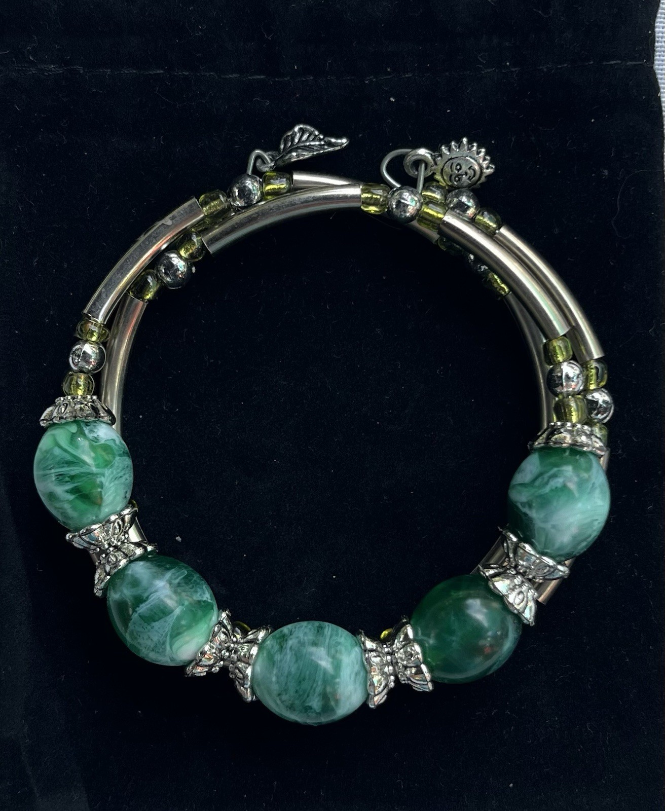 Green Round Beaded Charm Bracelet Silver Tone Spacers Hook Closure Dangle