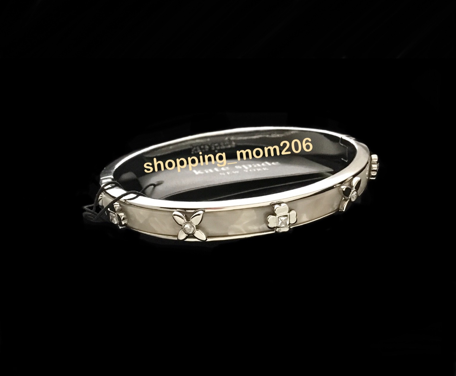 Kate Spade Heritage Bloom Hinged Bangle – Cream/Silver
