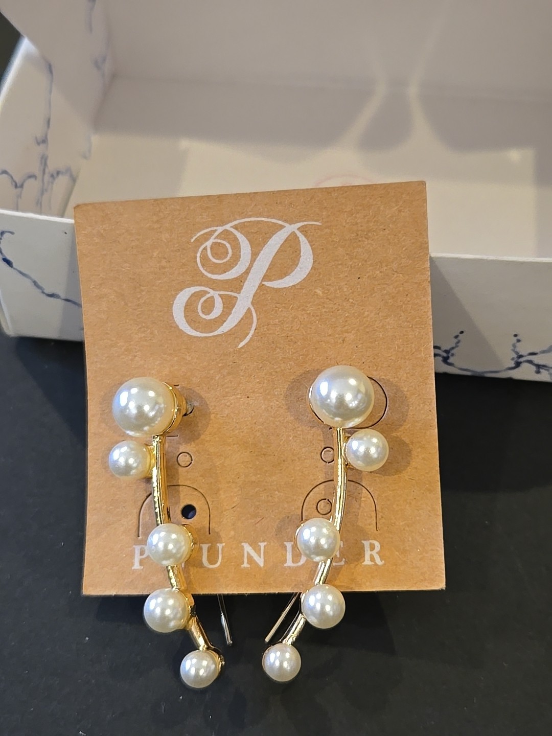 Plunder Jewelry Connie Bar Ear Crawler Gold Faux Pearl Dangle New Box (D-22)