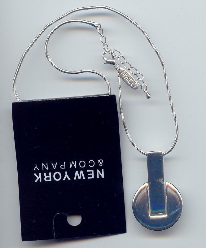 “NY & CO” SILVER ROUND BAR DROP PENDANT ON SNAKE CHAIN NECKLACE M5