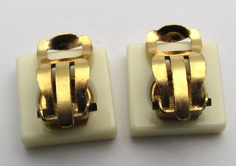 CHANEL 02A Clip On Earrings Cream Square CC Logo Vintage Made in France with Box