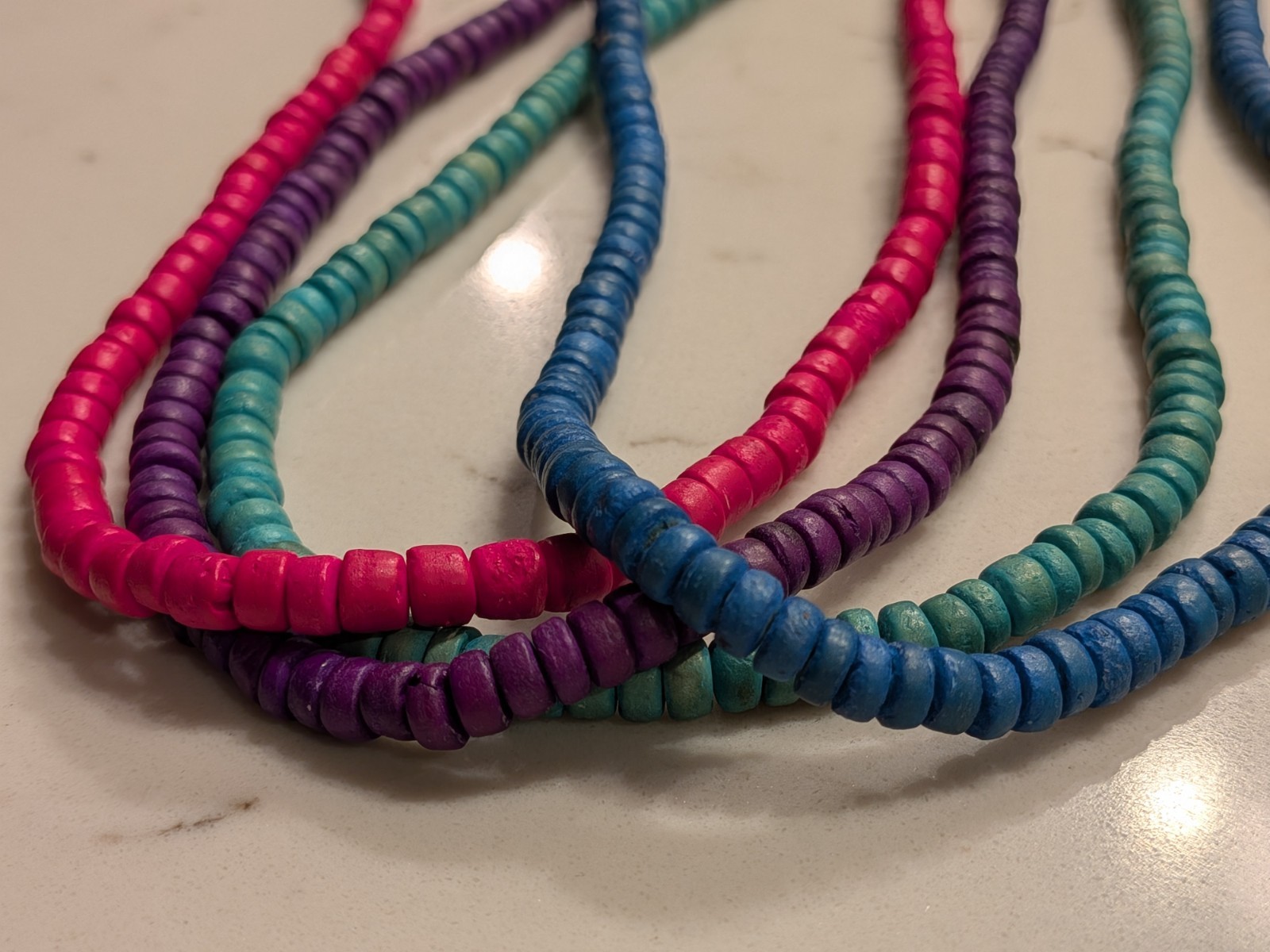 Vibrant Multi-Strand Heishi Bead Necklace Choker Magenta purple-blue Hawaiian