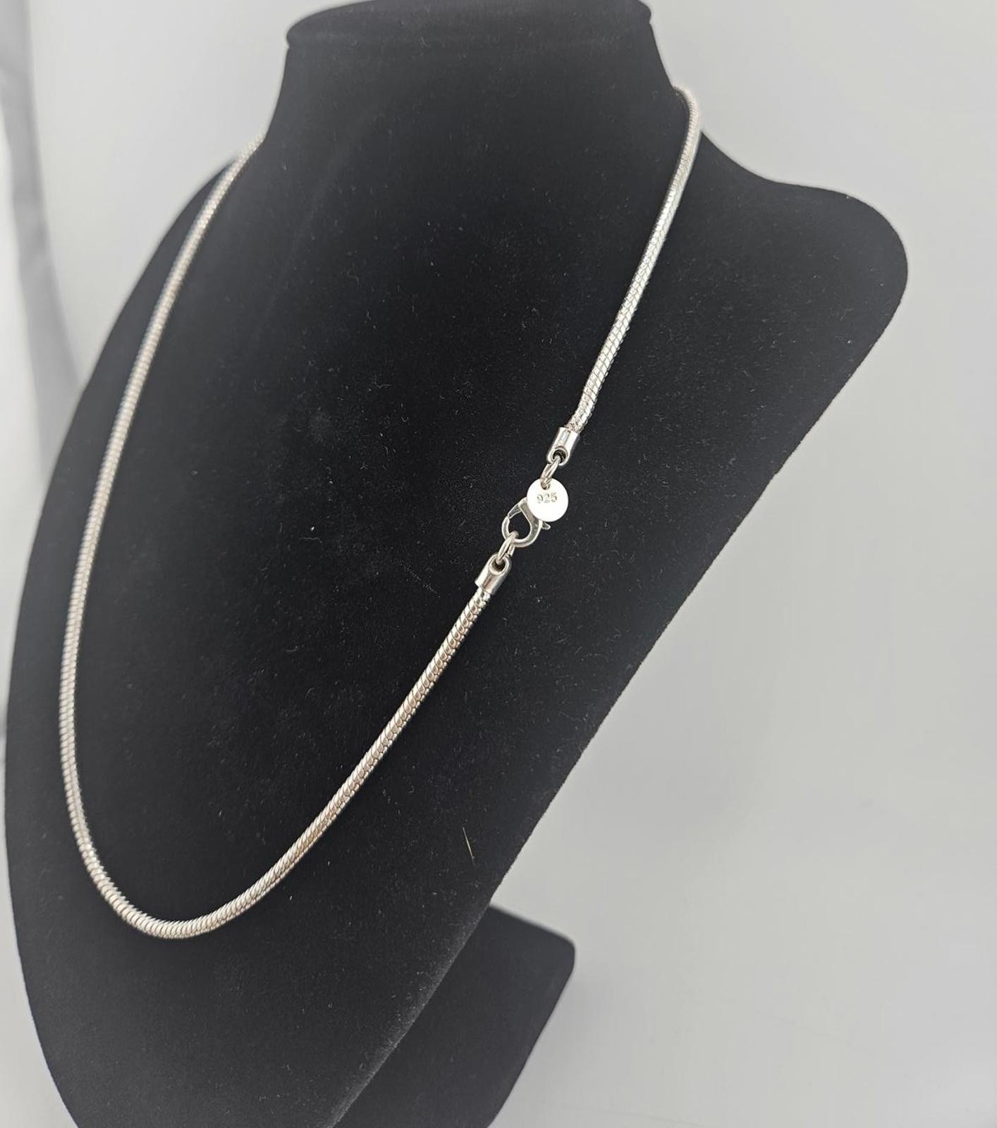 19.5in Silver Tone Snake Chain—Read description