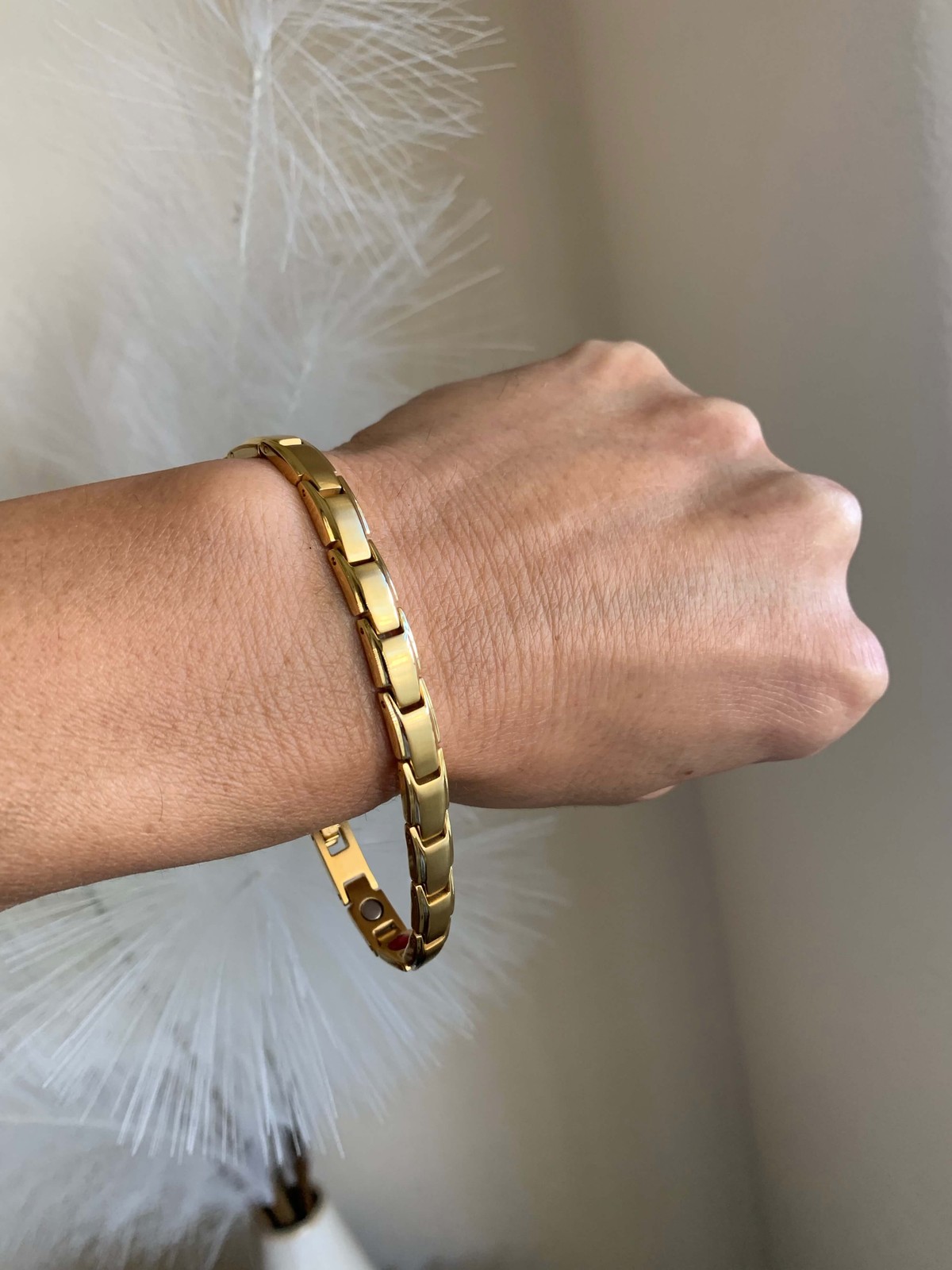 Thin Gold Magnetic Anklet Bracelet Balance Renew Energy Power Calm Love Calm Joy