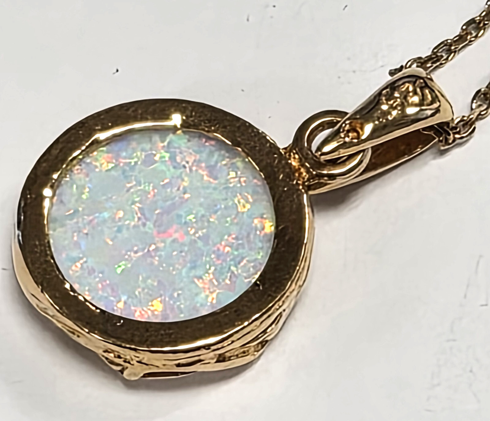 Estate 925 Sterling Silver Gold Vermeil & Faux Opal Pendant 18″ Chain Necklace