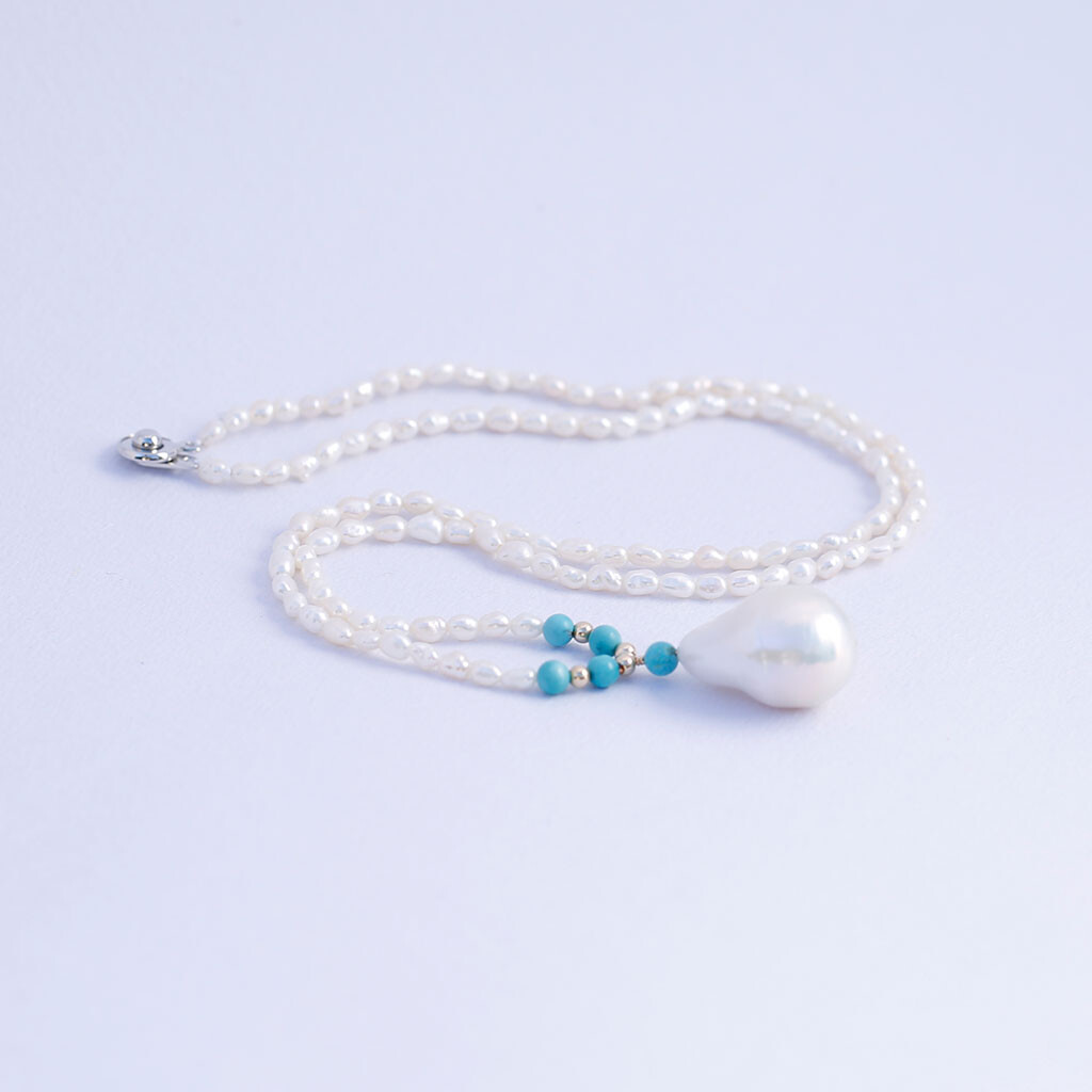 DL84 46cm Elegant White Freshwater pearl necklace 13.8×20.3mm pendant Turquoise