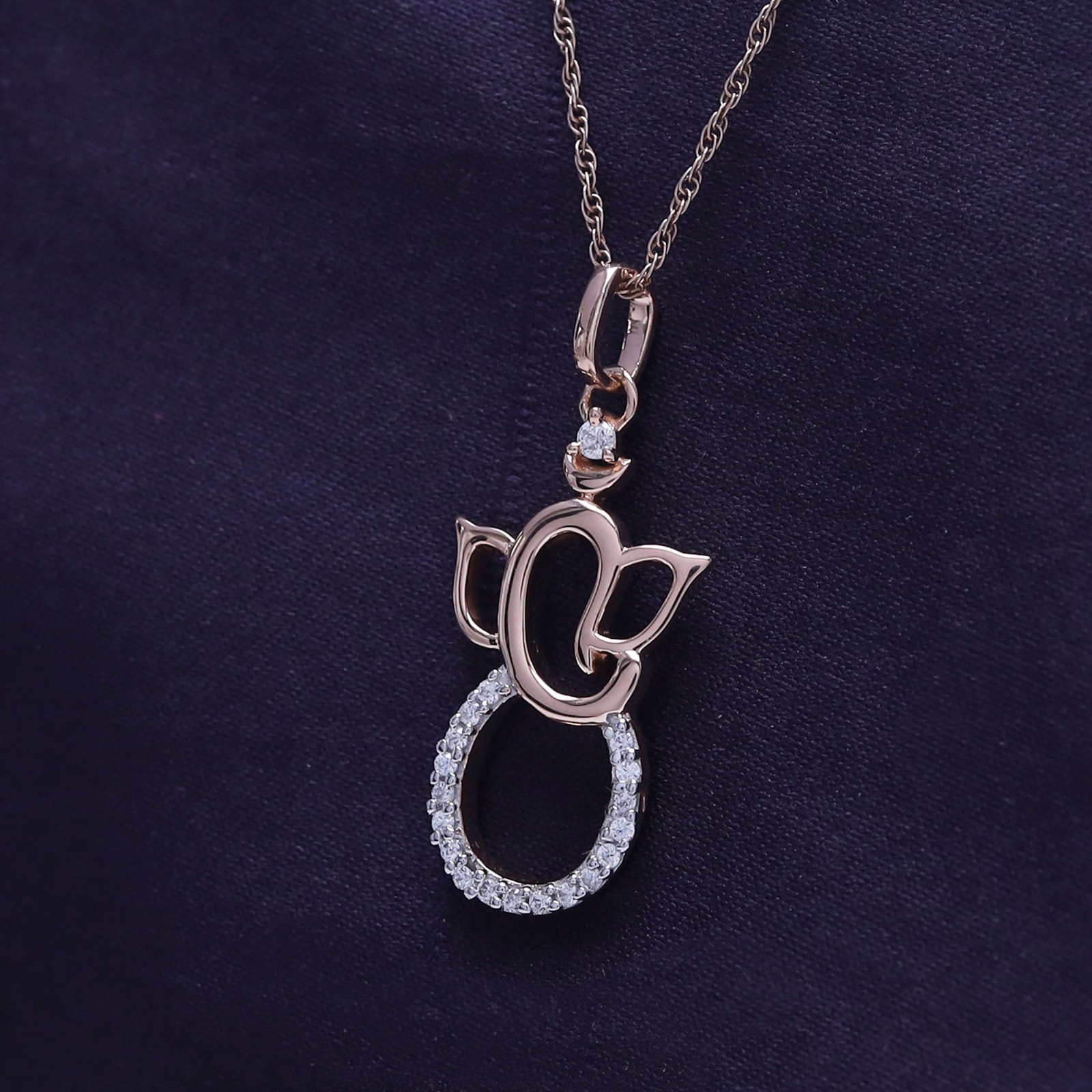 Round Cut Hindu Ganesh/Ganapati Pendant In 925 Sterling Silver