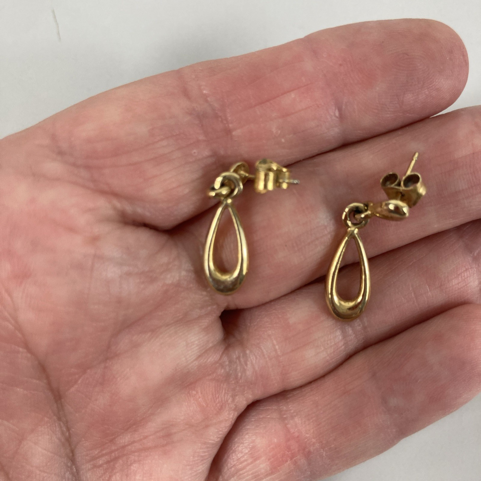 Goldtone Open Teardrop Post Earrings Small 1″ Long Dangle Drop For Pierced Ears