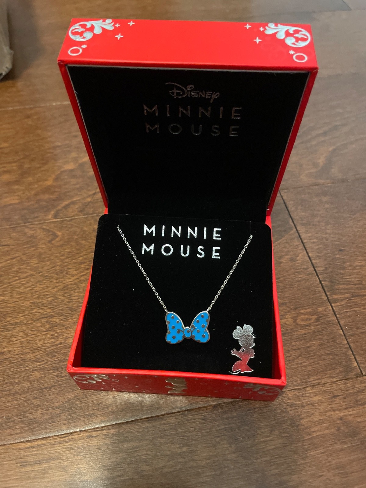 Disney X RockLove NEW ‘Minnie Mouse Bow Pendant Necklace – Silver